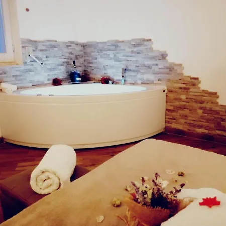 Bed & Breakfast Balconies Overlooking The Sea Deluxe With Whirlpool *